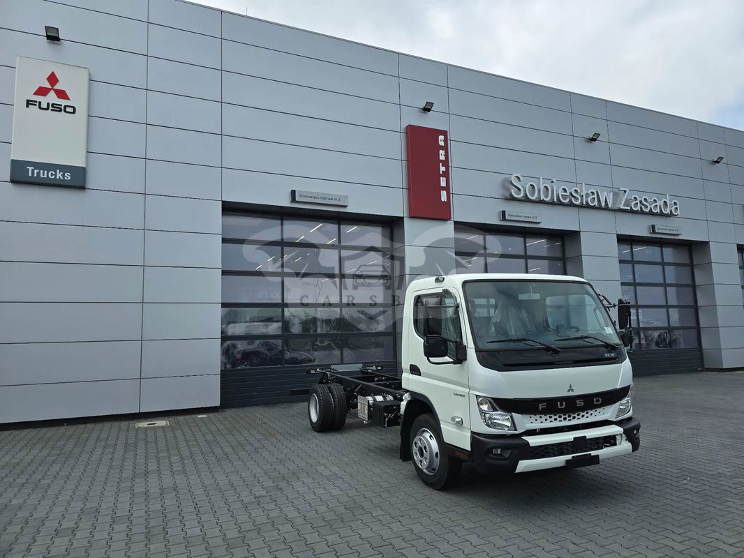 Mitsubishi Fuso Canter 2023