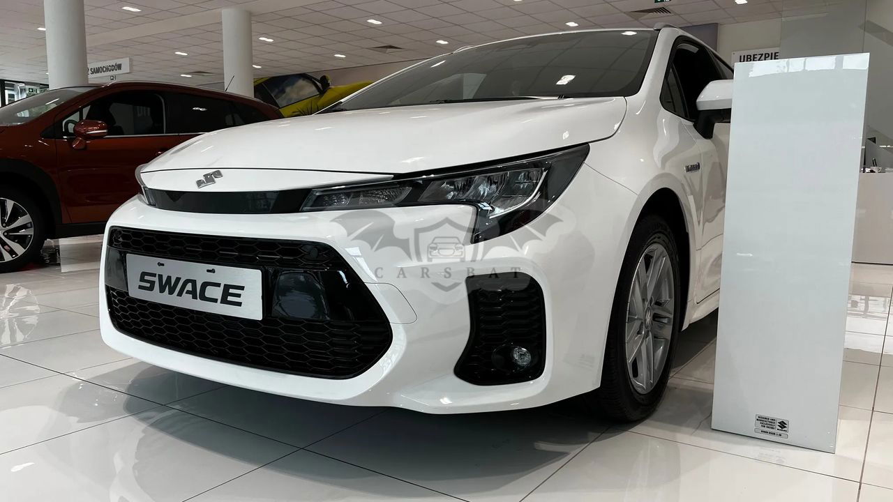 Suzuki Swace 1.8 Hybrid Premium Plus CVT 2024