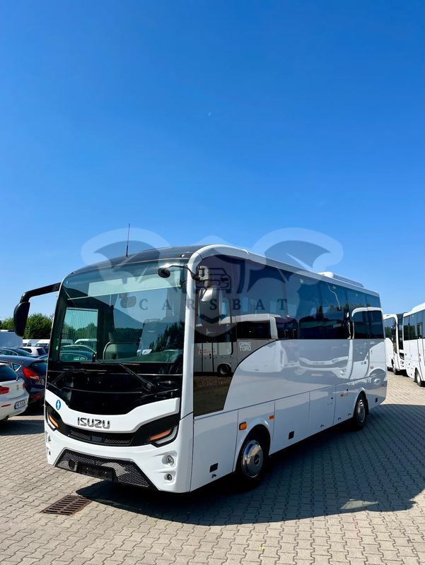 Isuzu Grand Toro 2024