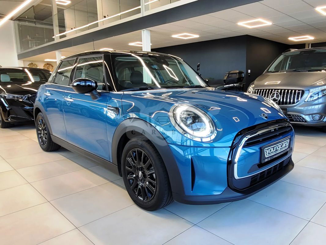 Mini Cooper Classic Trim 2023