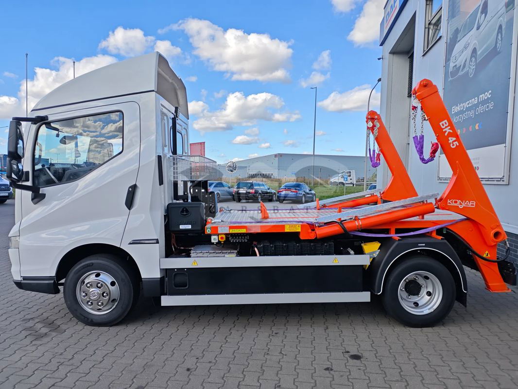 BYD ETM6 2023