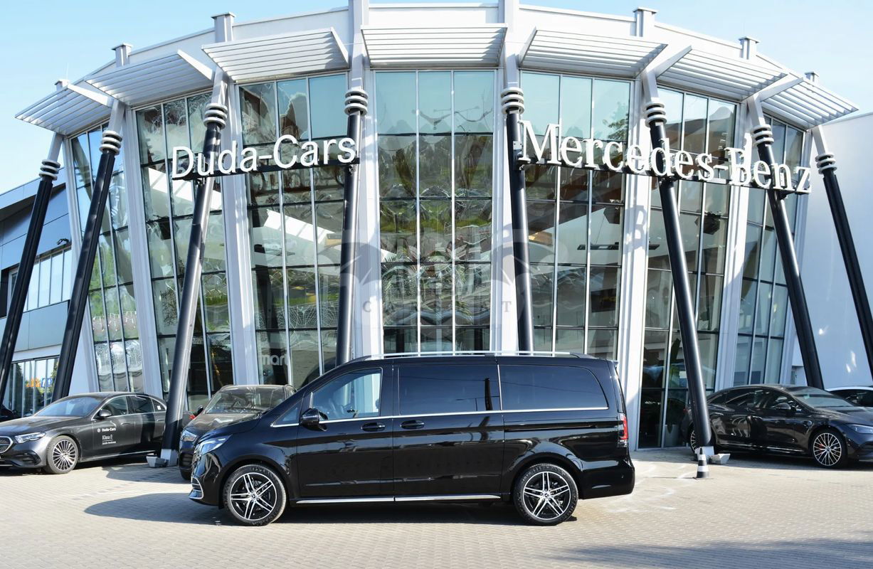 Mercedes-Benz V II 300 d 4-Matic Avantgarde 9G-Tronic (d³ugi) 2025
