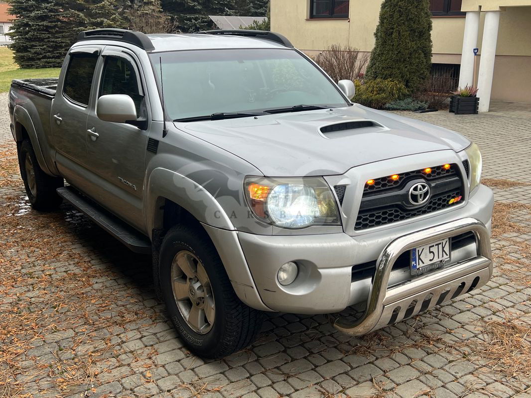 Toyota Tacoma 2011