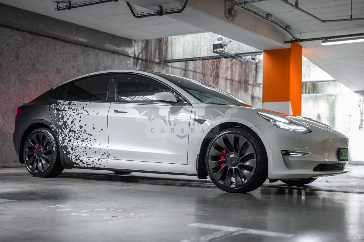 Tesla Model 3 Langstreckenbatterie Allradantrieb Dual Motor Performance 2023