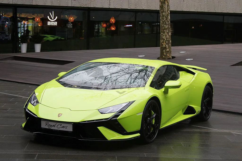 Lamborghini Huracan 2024