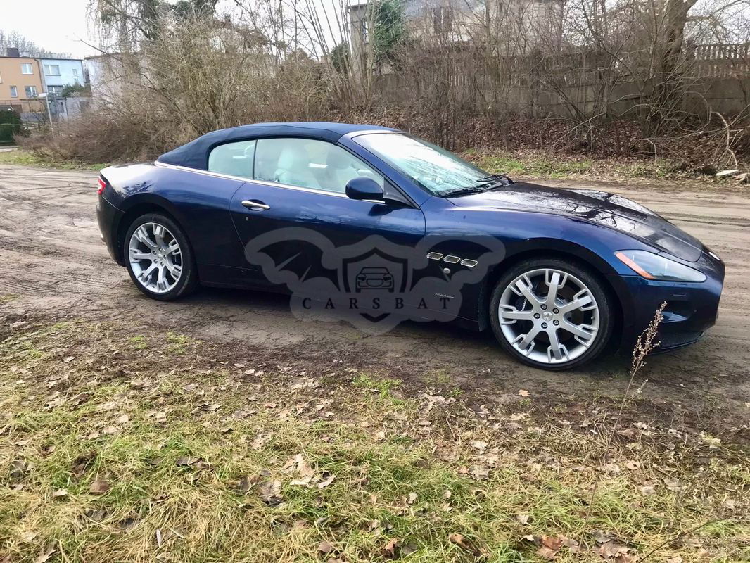Maserati GranCabrio Standard 2012