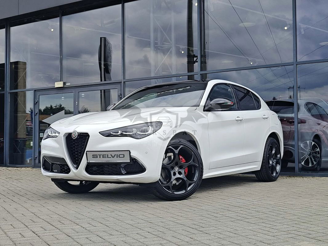 Alfa Romeo Stelvio 2025