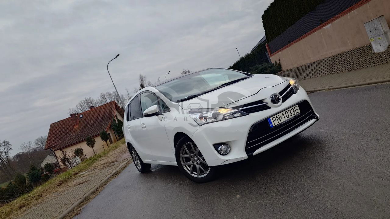 Toyota Verso 2.0 D-4D Prestige 2013