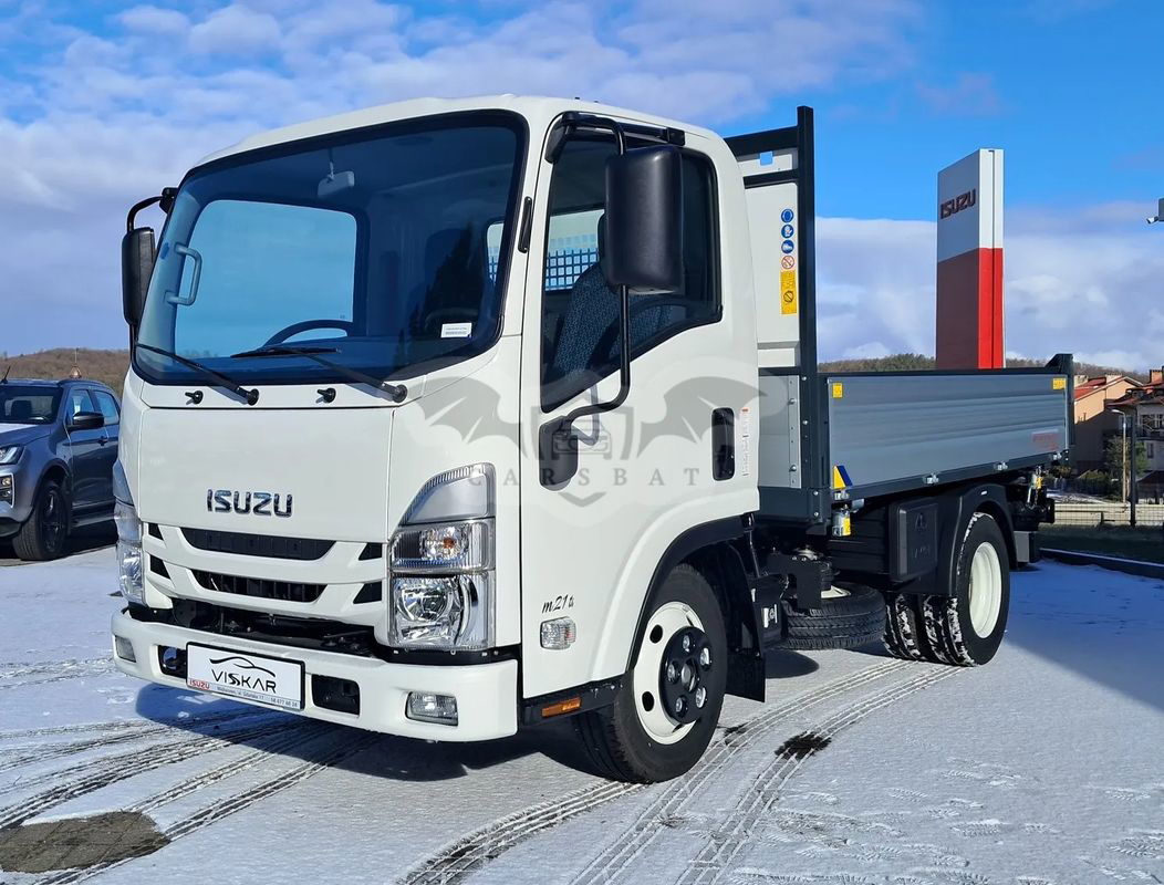 Isuzu M21 2024