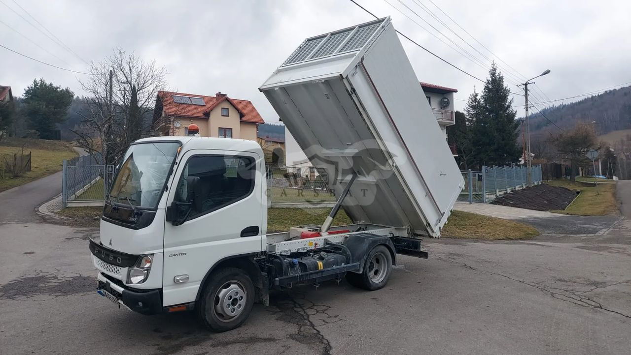 Mitsubishi Fuso Canter 2023