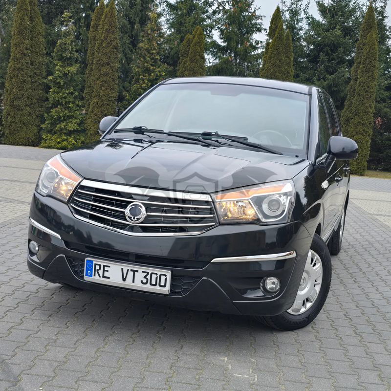 Ssangyong / KG Mobility Rodius 2.2 D Turismo 2016