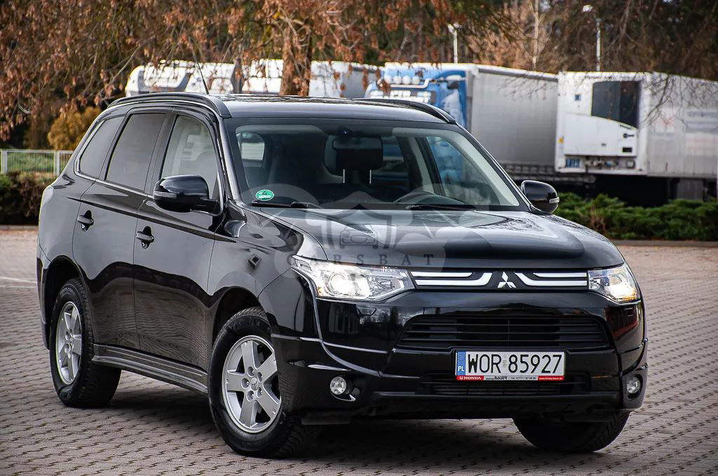 Mitsubishi Outlander III 2.2 DI-D 4WD Instyle 2014