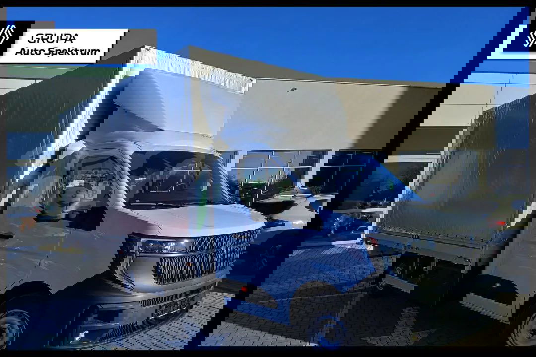Renault Master 2025