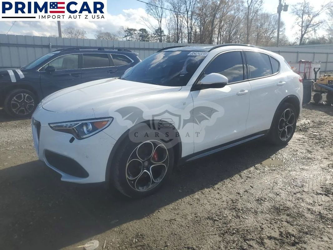 Alfa Romeo Stelvio 2021