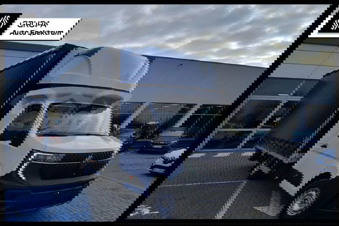 Renault Master 2025