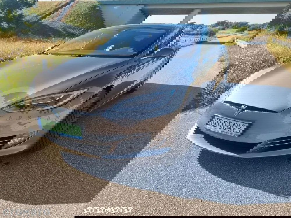 Tesla Model S 90D Allradantrieb 2016