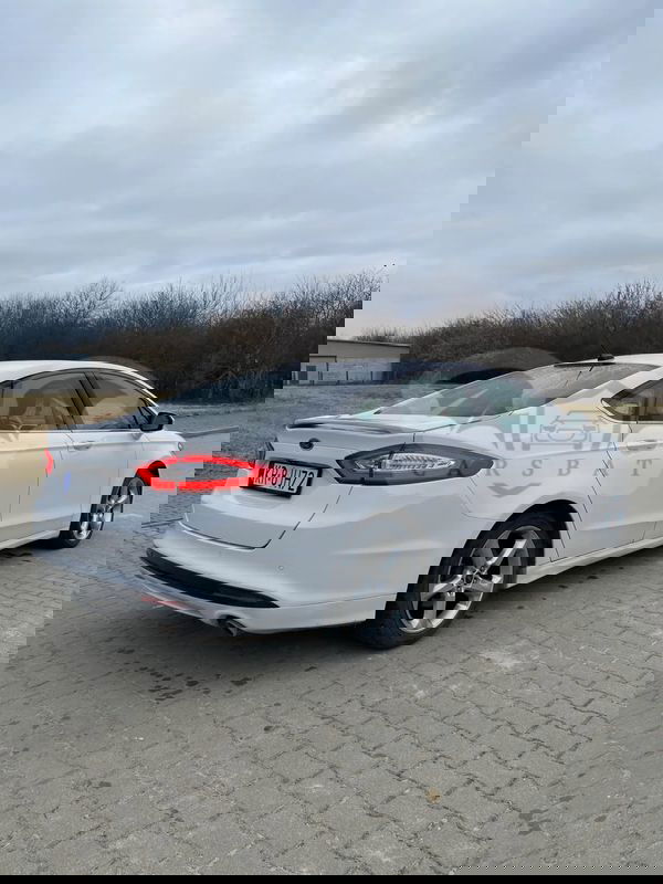 Ford Fusion 2016