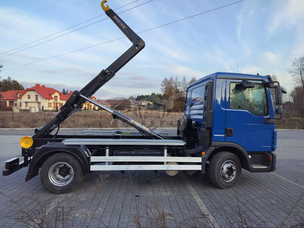 MAN M2000 2013