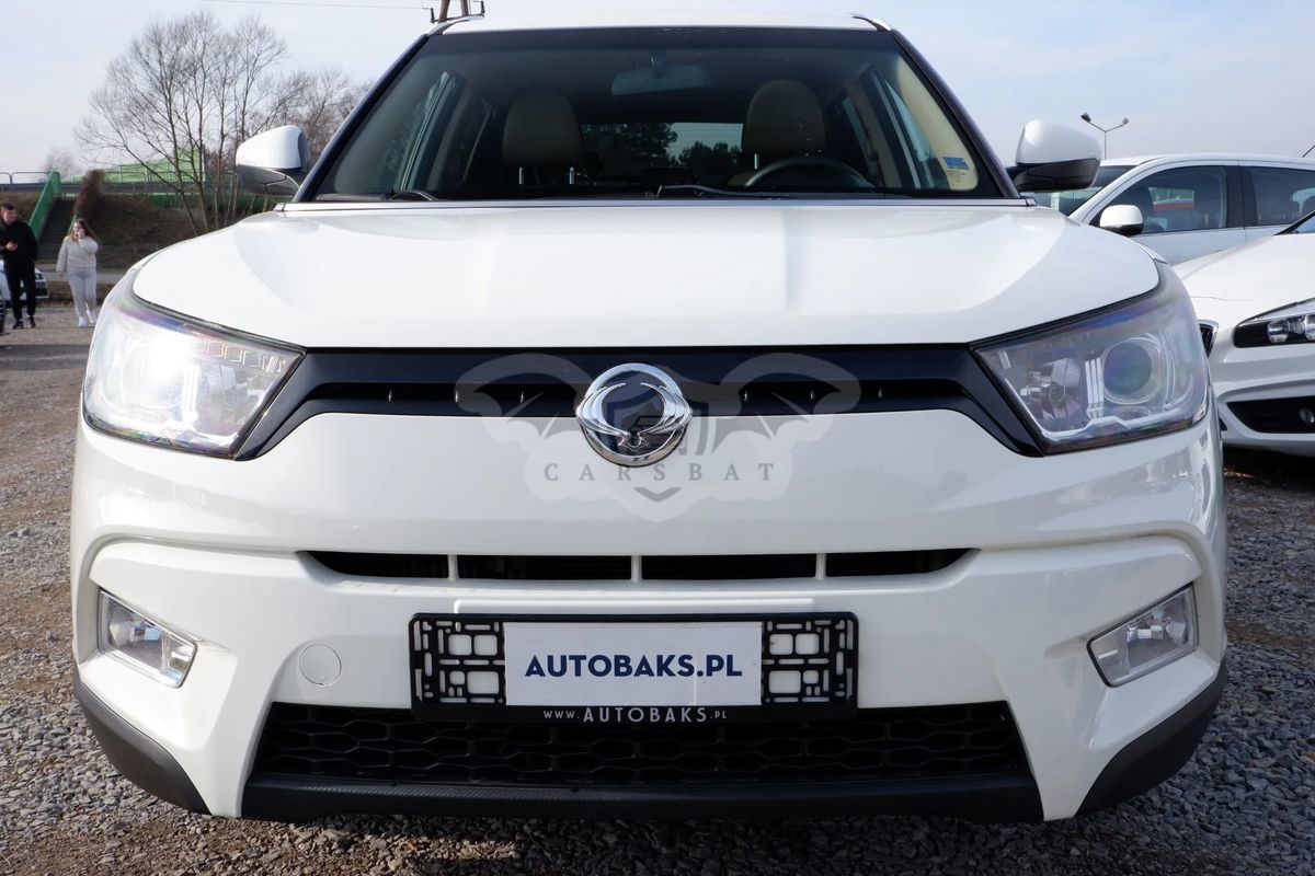 Ssangyong / KG Mobility Tivoli e-XDi 160 2WD Sapphire 2015
