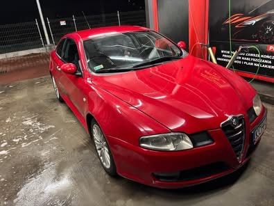 Alfa Romeo GT 2004