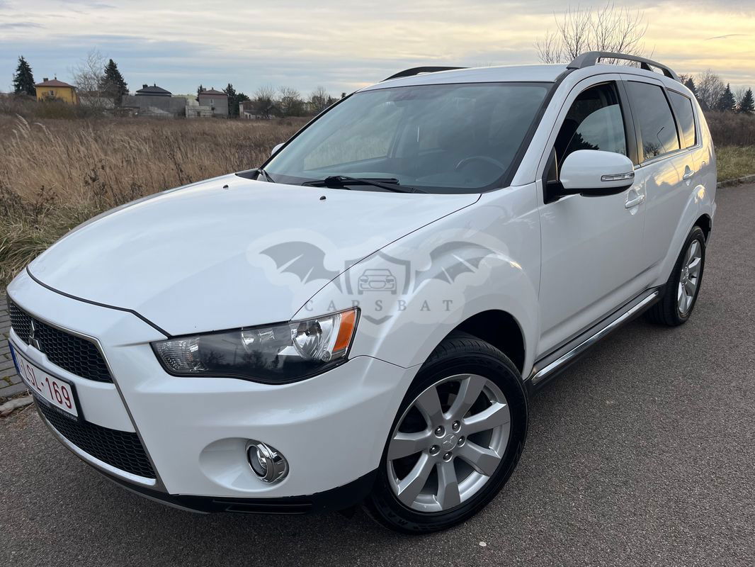 Mitsubishi Outlander II 2.2 DID Intense + 4WD 2012