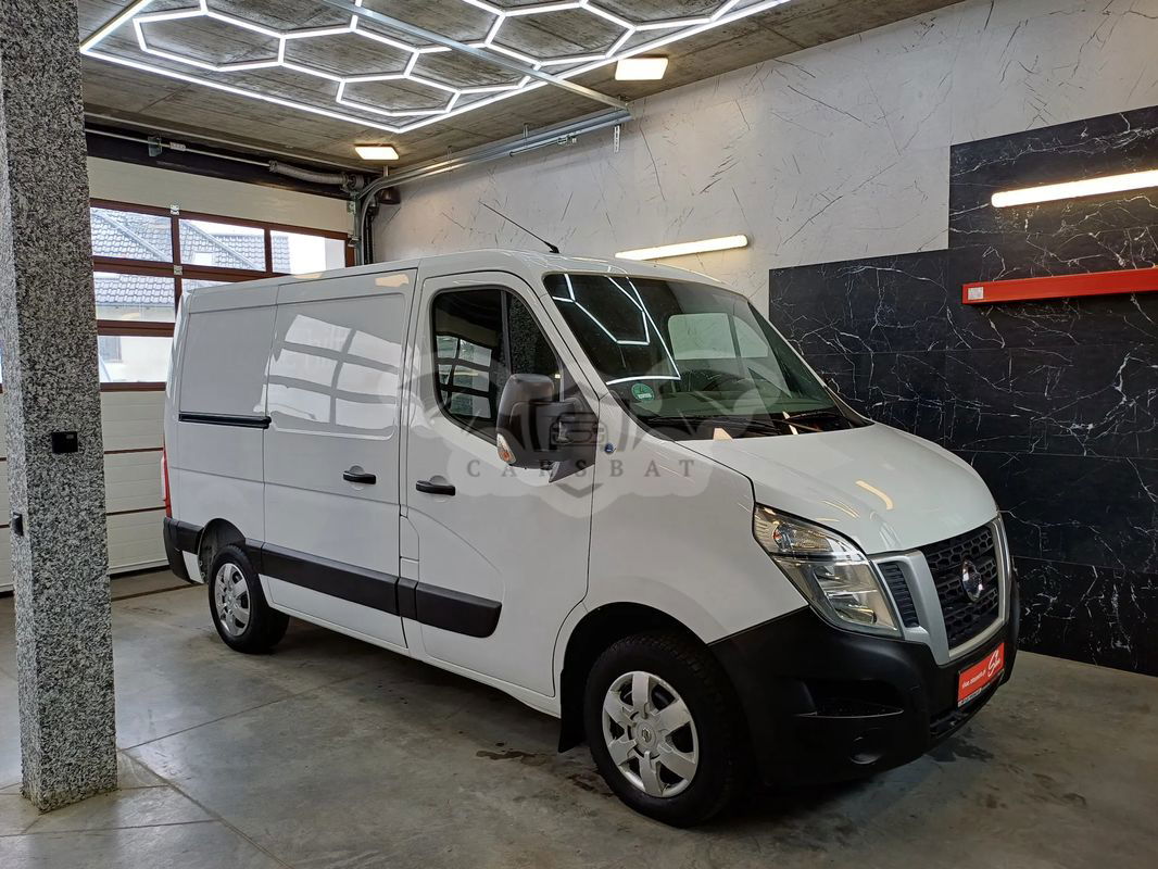 Nissan NV400 2017