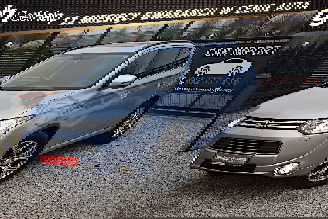 Mitsubishi Outlander III 2.0 4WD Plug-In Hybrid Top 2013