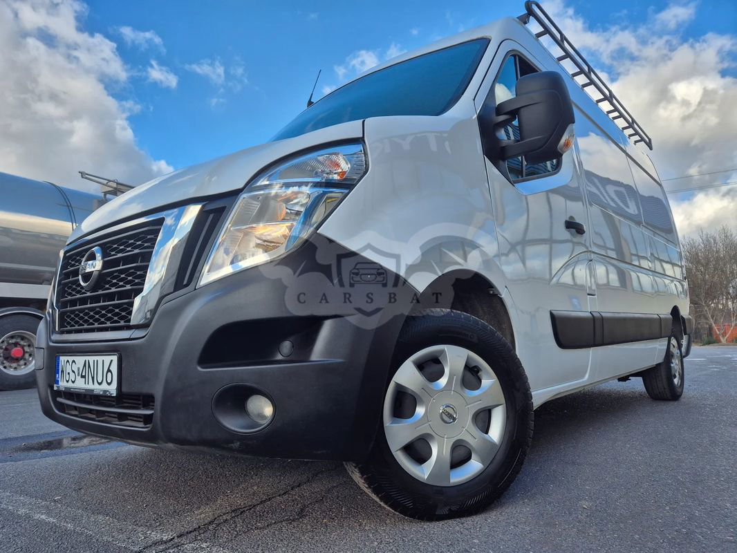 Nissan NV400 2020