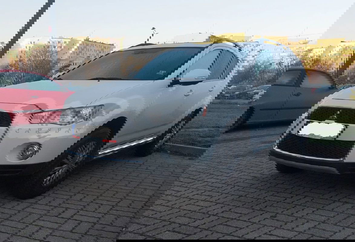 Mitsubishi Outlander II 2012