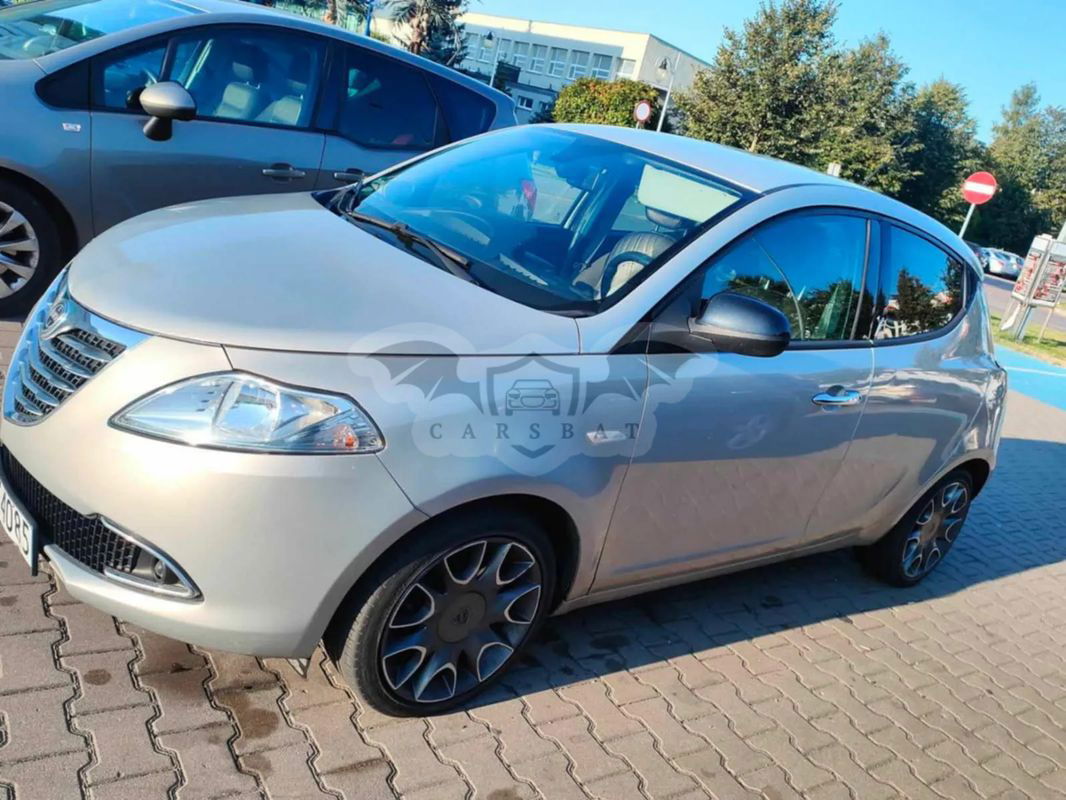 Lancia Ypsilon 0.9 Platinum S&S 2011