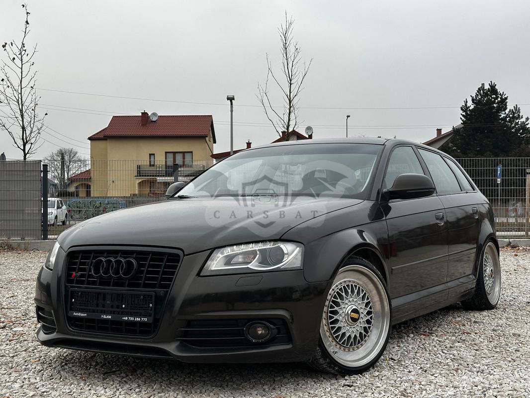 Audi A3 8P 2.0 TDI Sportback DPF S line Sportpaket 2009