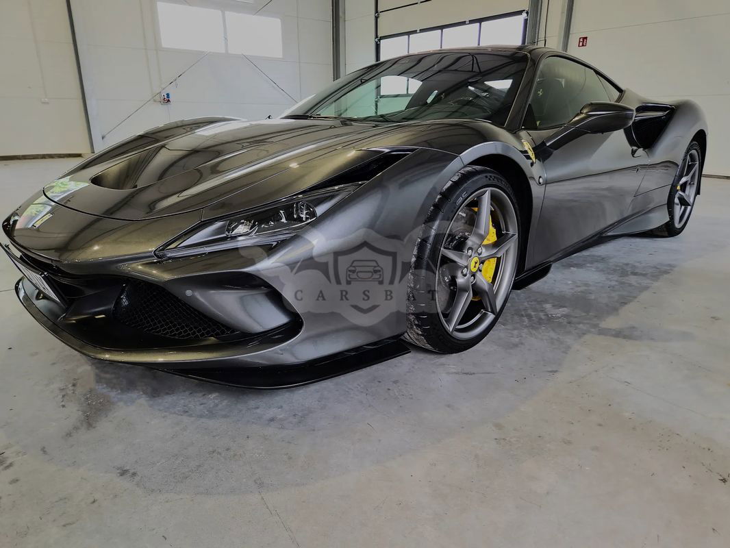 Ferrari F8 2021