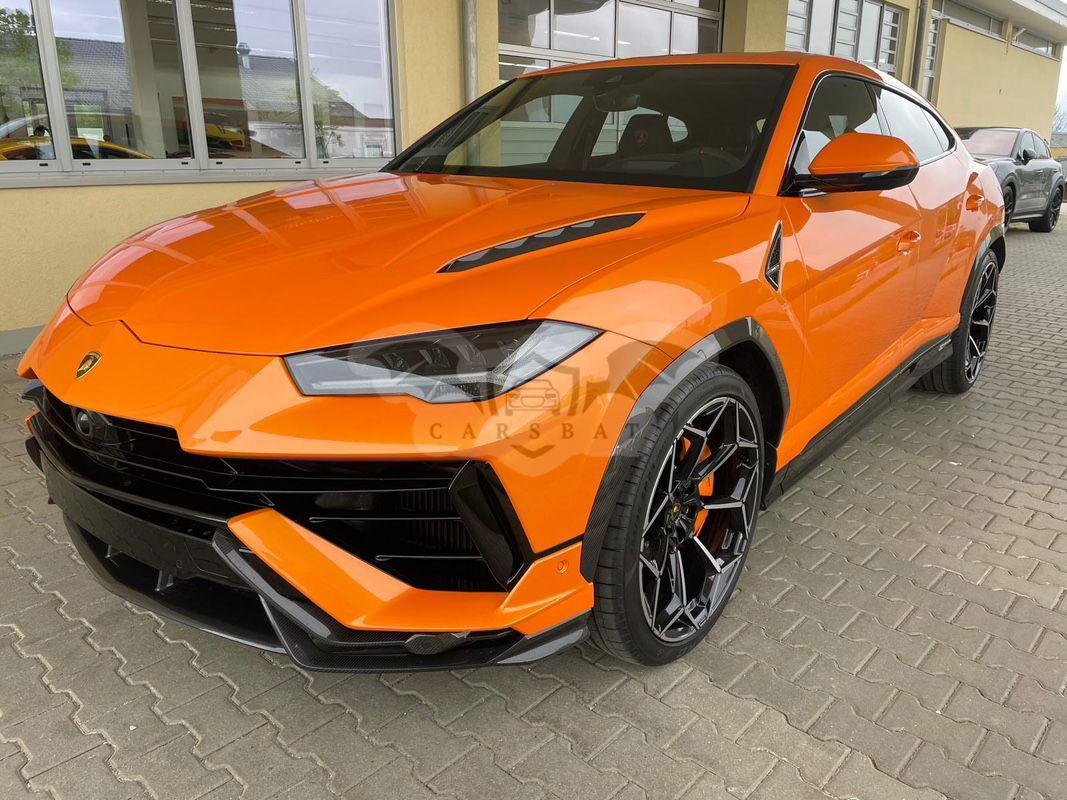 Lamborghini Urus Standard 2024