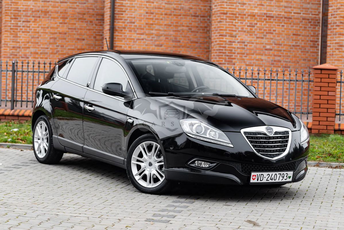 Lancia Delta 2012