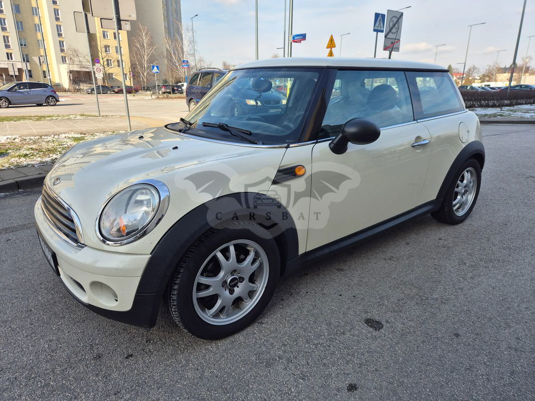 Mini One Standard 2010