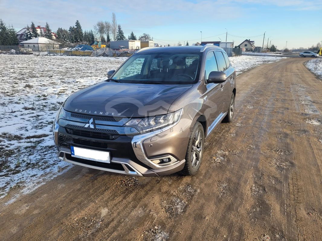 Mitsubishi Outlander III PHEV Instyle 2020