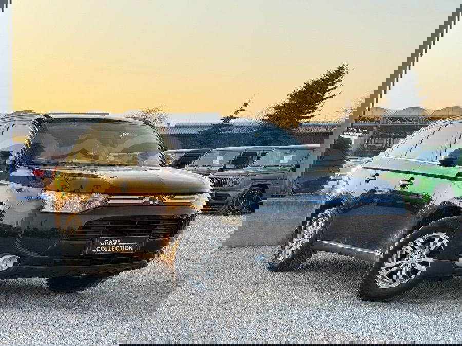Mitsubishi Outlander III 2013