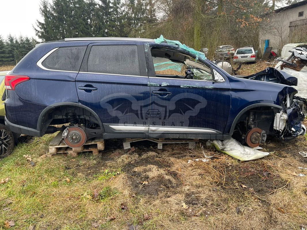 Mitsubishi Outlander III 2016