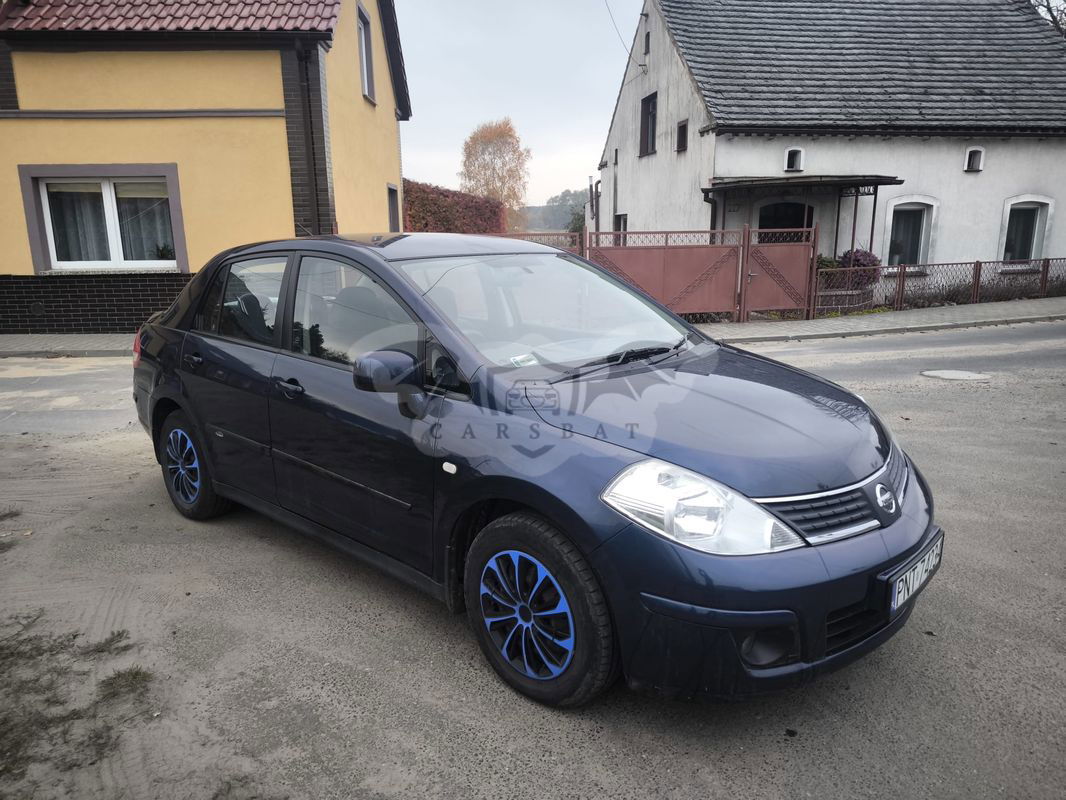 Nissan Tiida 2010