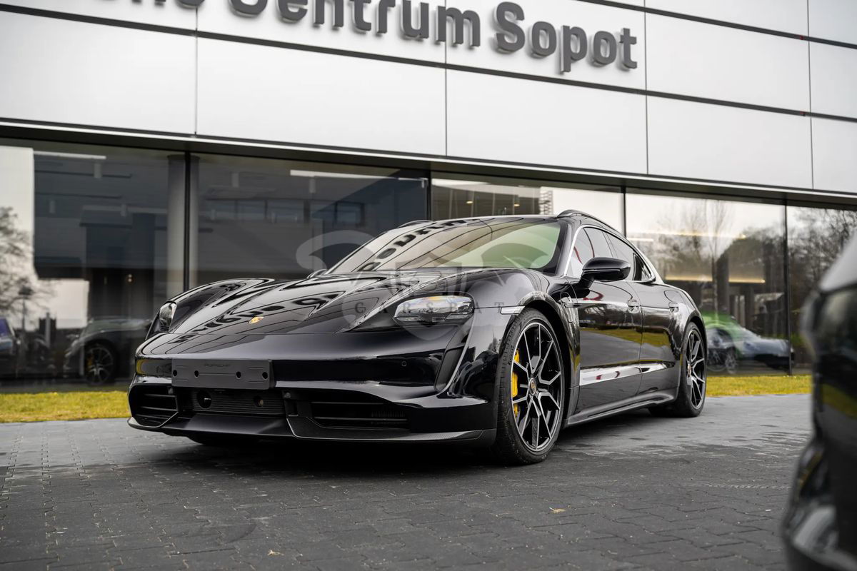Porsche Taycan Turbo S Sport Turismo 2023