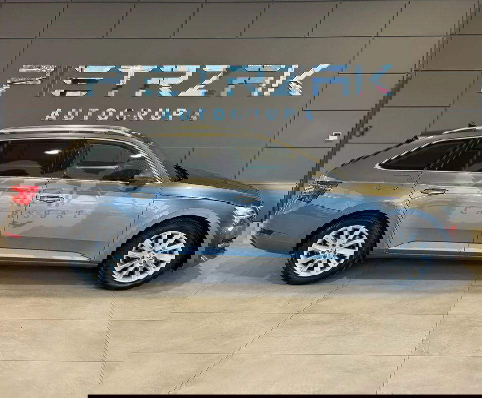 Skoda Superb III 2.0 TDI SCR 4x4 Ambition DSG 2024