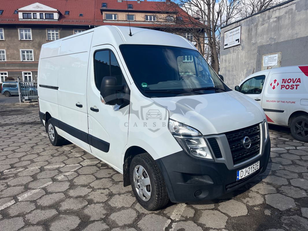 Nissan NV400 2016