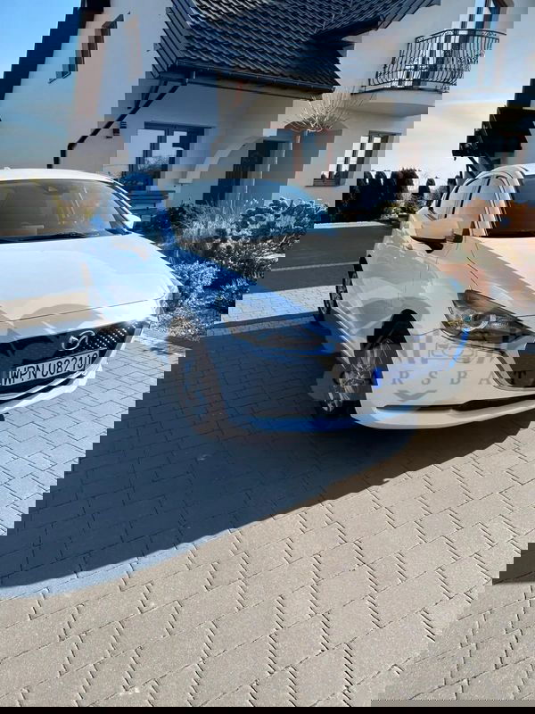 Mazda 2 III e-SKYACTIV G 90 M HYBRID Center-Line 2021