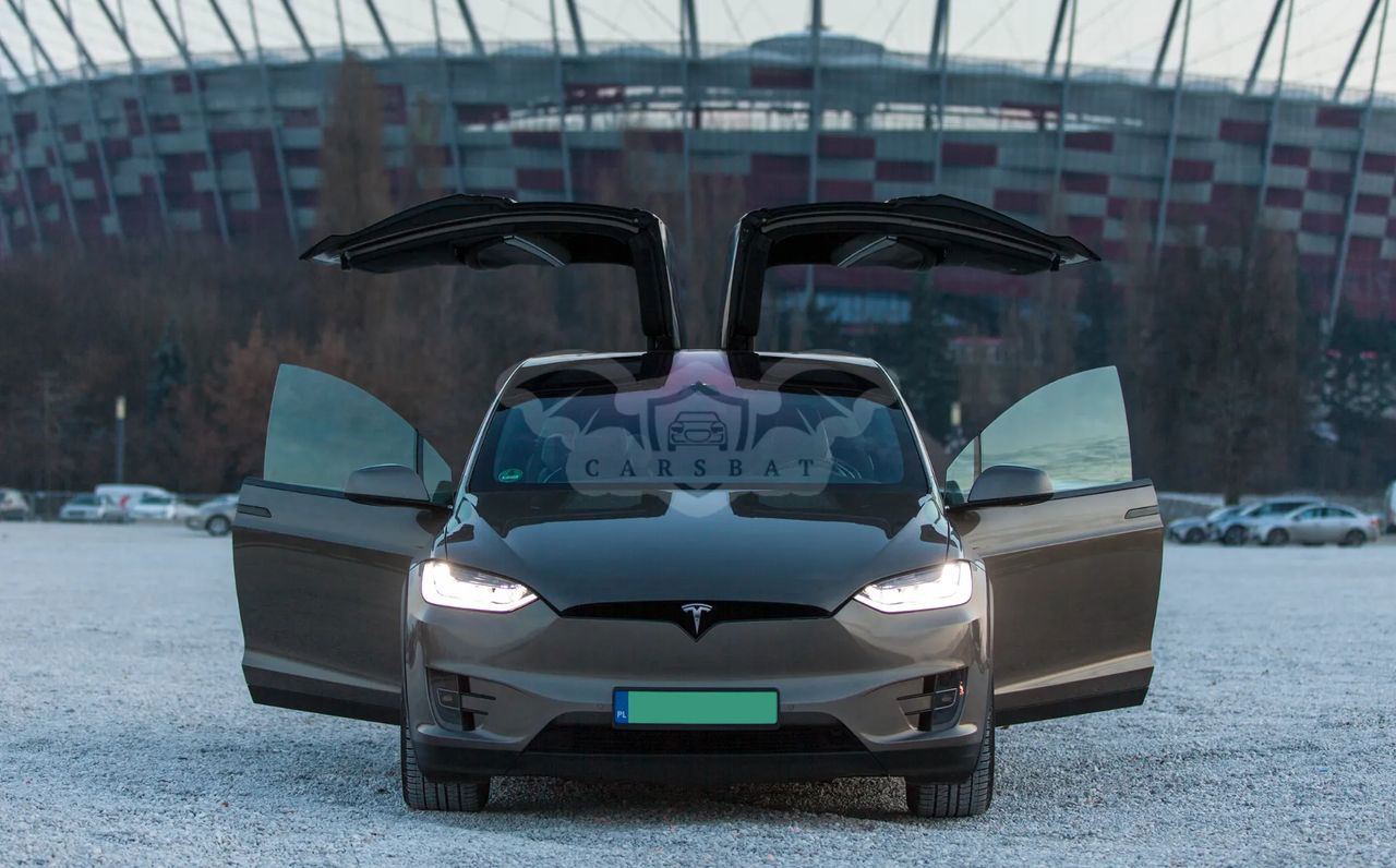 Tesla Model X 2016
