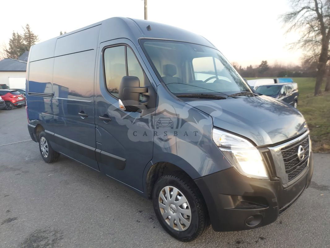 Nissan NV400 2020