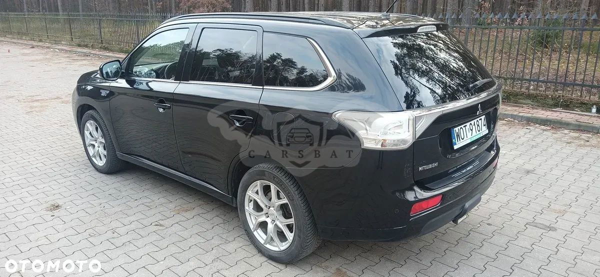 Mitsubishi Outlander III 2013
