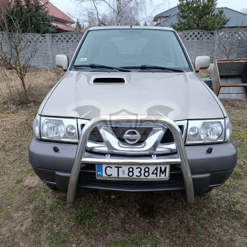 Nissan Terrano II 2003