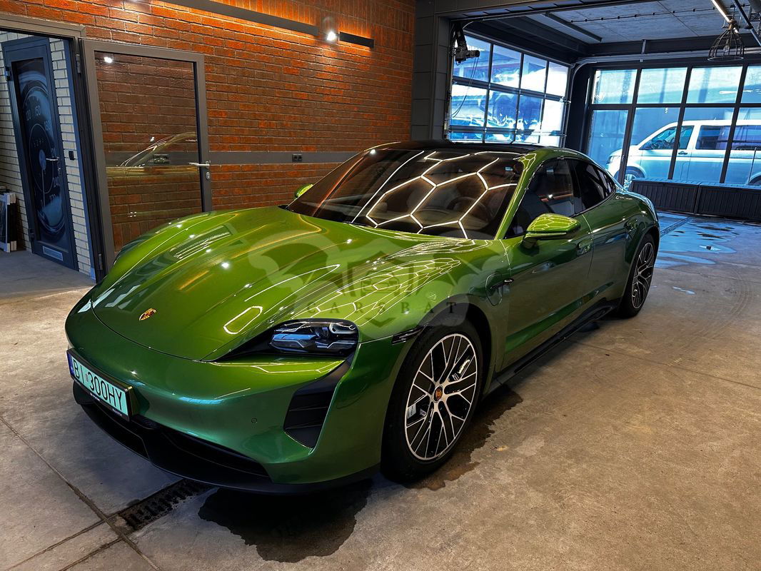 Porsche Taycan GTS 2023