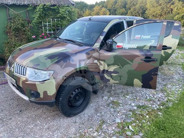 Mitsubishi L200 2013