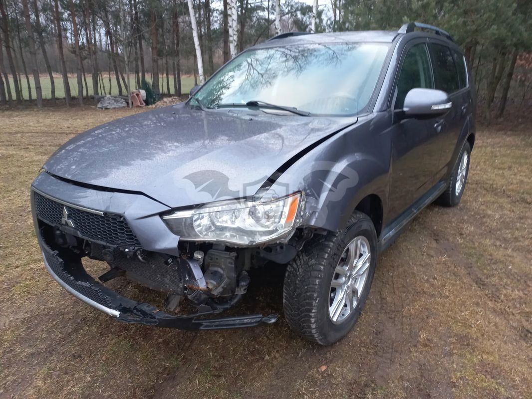 Mitsubishi Outlander II 2012